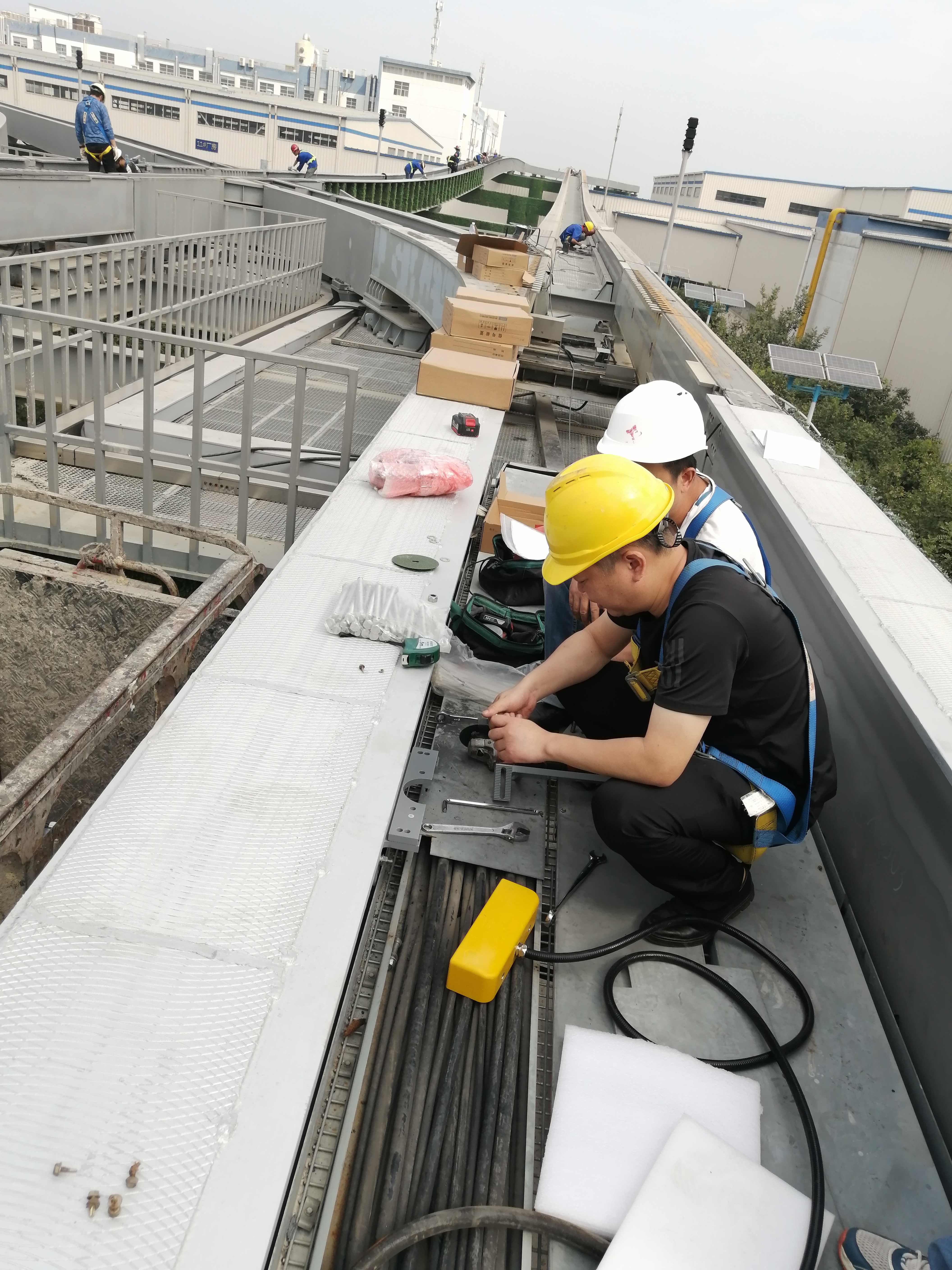 成通公司CC200K-1型车轮传感器顺利安装完成