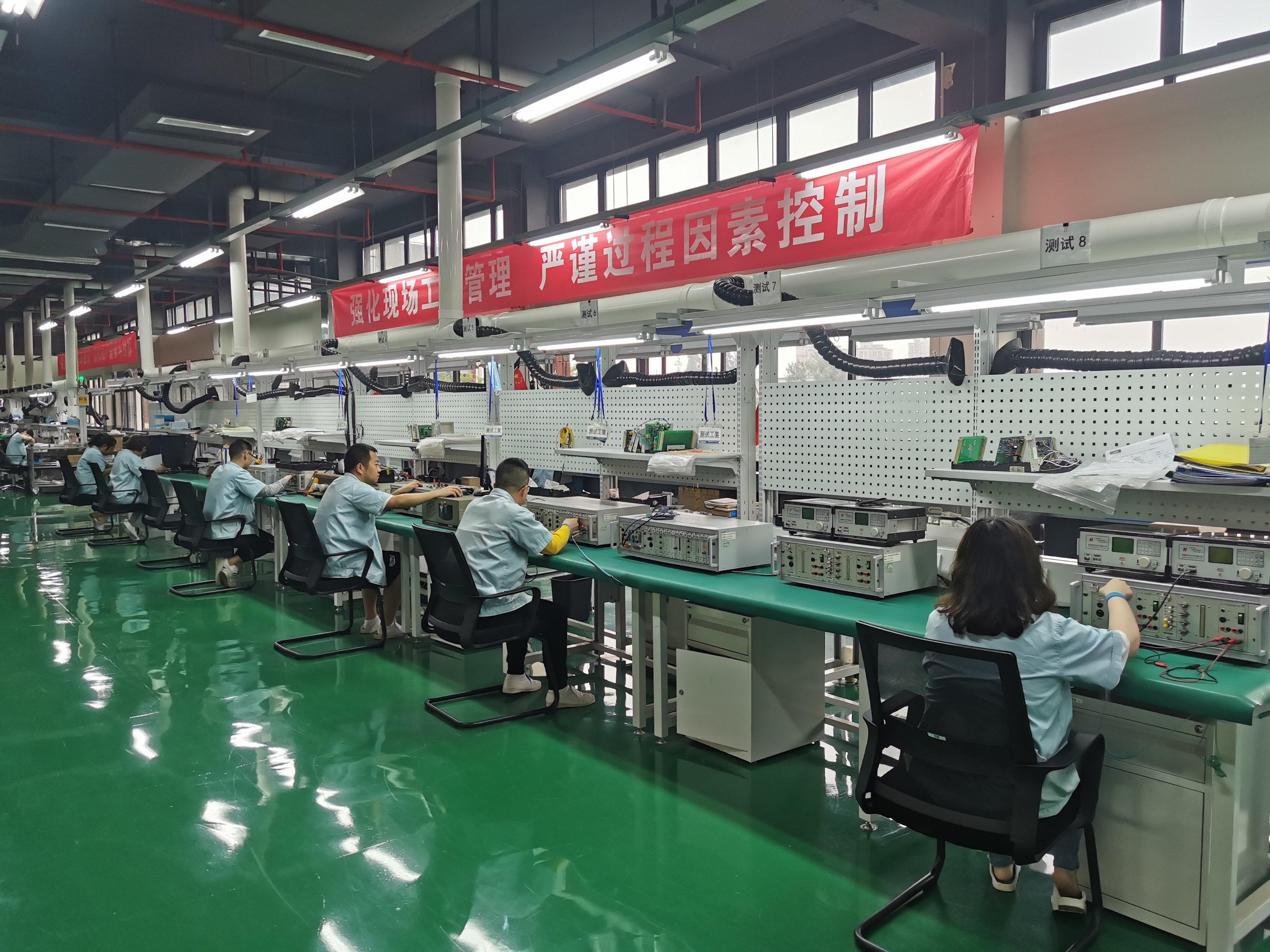 立足职工 深入群众 推动“我为群众办实事”做细做实